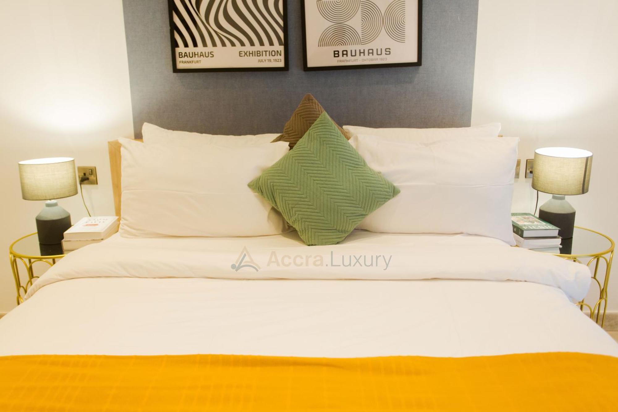 Accra Luxury Apartments @ The Signature Экстерьер фото